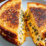 Garlic Bread Grilled Cheese: 3 Mind-Blowing Recipes!