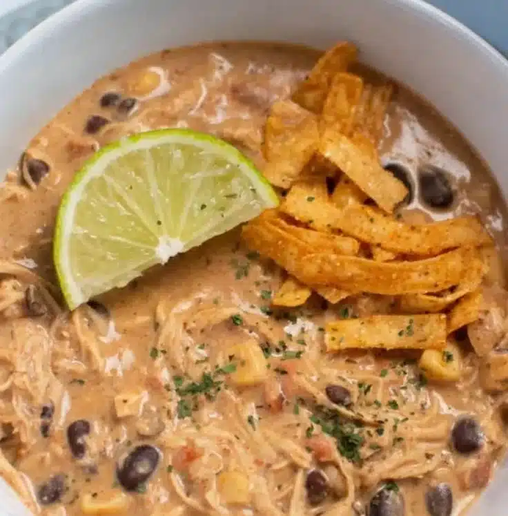 Crockpot White Chicken Chili with Cream Cheese