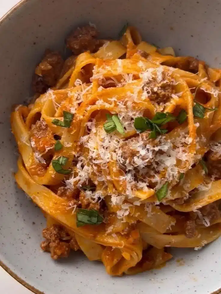 Creamy Fettuccine Bolognese